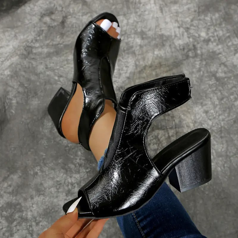 Roman | Handcrafted Leather Artistry, Podiatrist-Calibrated Alignment