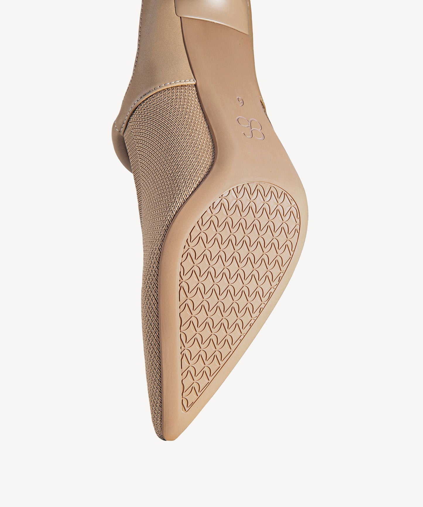 Grace | Sculpted Stiletto Geometry, Seamless Fly-Woven Luxury